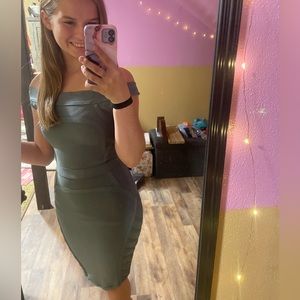 Uniqe terquees blue dress